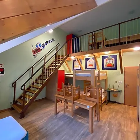 Hotel Stredisko Ekologicke Vychovy Sever *